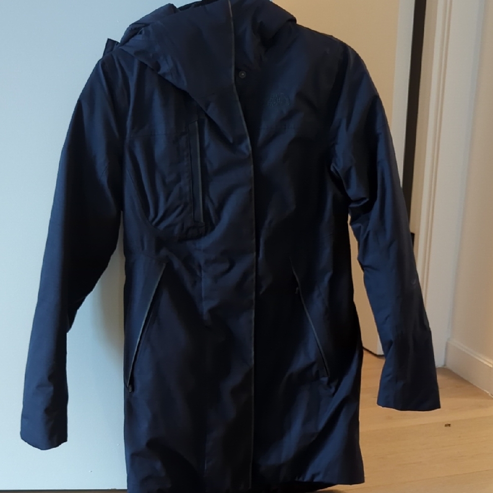 The North Face Women's Dark Blue Ski Jacket